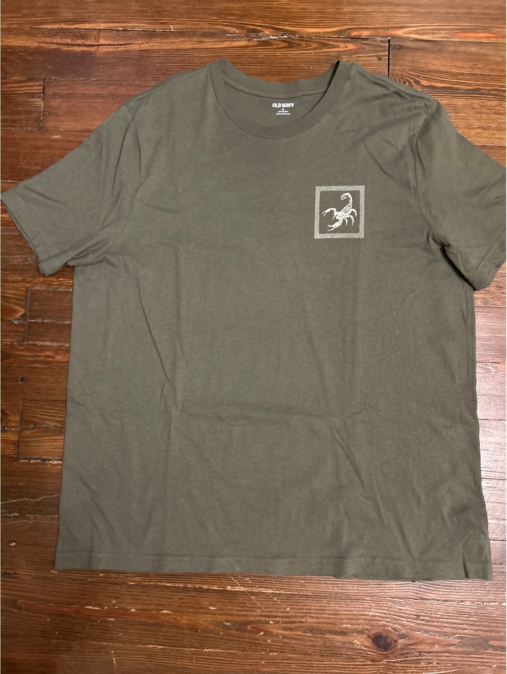 Old Navy XL Soft-Washed Nocturnal Animals Graphic T-Shirt